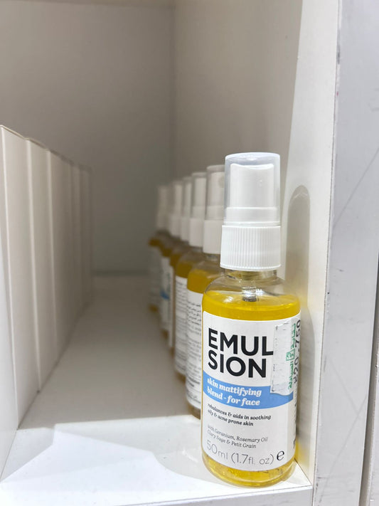 Emulsion Skin Mattifying Essential Oil Blend 50ml