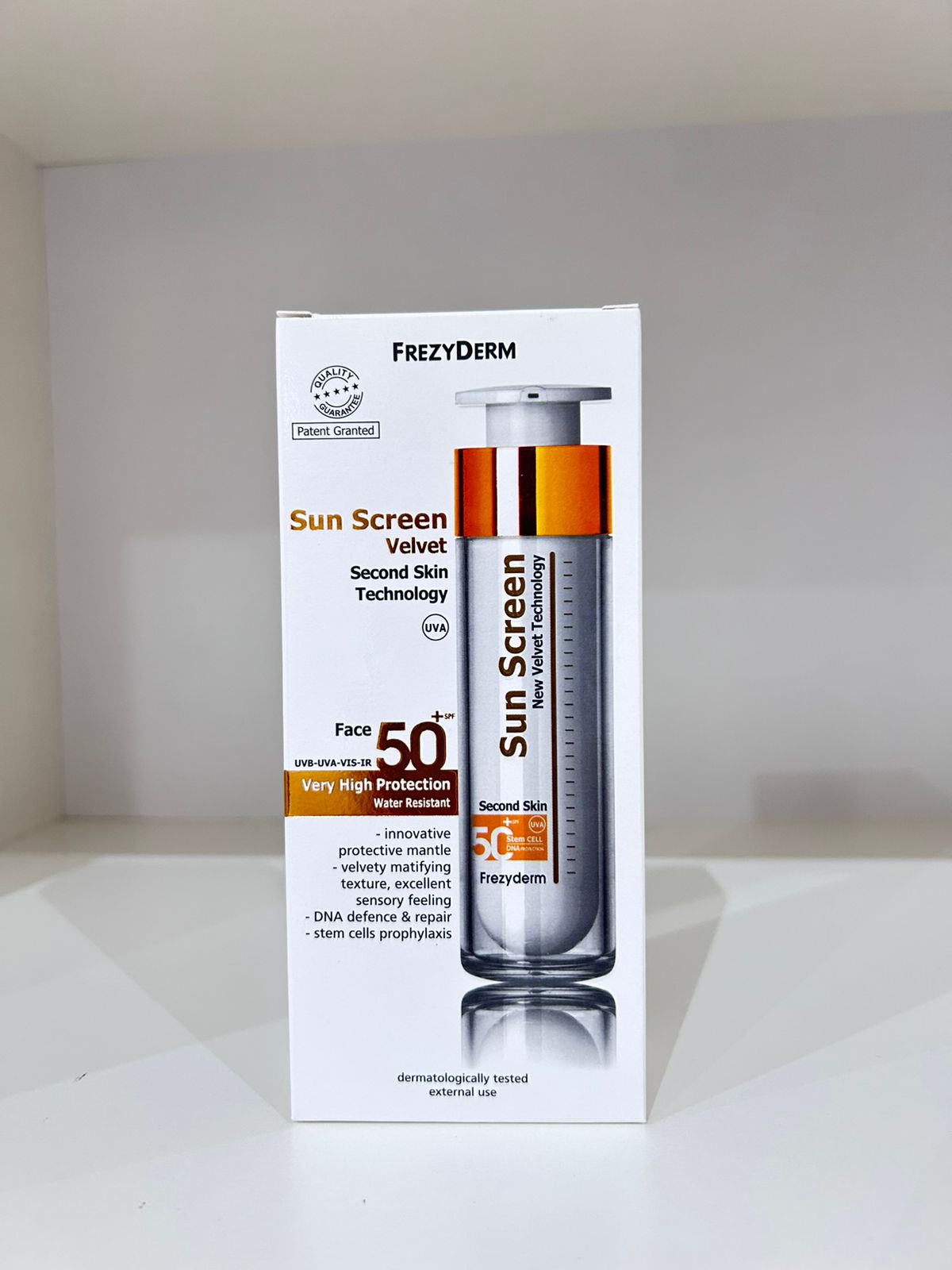 FrezyDerm Sunscreen Velvet SPF50+ 50ml